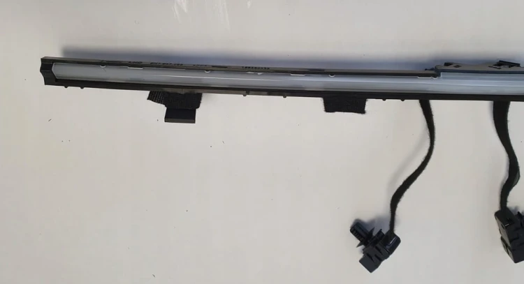 GOLF VIII 8 PODŚWIETLENIE KONSOLI DESKI LED LISTWA 5H1947096A