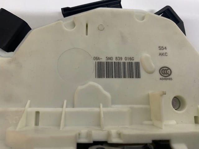 VW TIGUAN ZAMEK DRZWI PRAWY TYŁ 5N0839016G