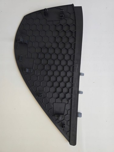 VW TOUAREG III ZAŚLEPKA KONSOLI LEWA OSŁONA 761858247A CZARNA