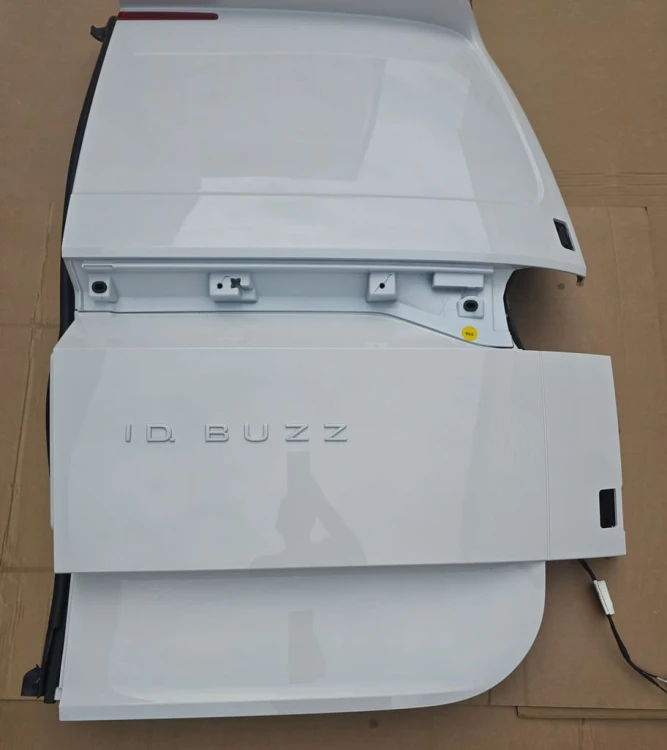 VW ID BUZZ CARGO PRAWE TYLNE DRZWI BIAŁE LB9A 1T5827092F