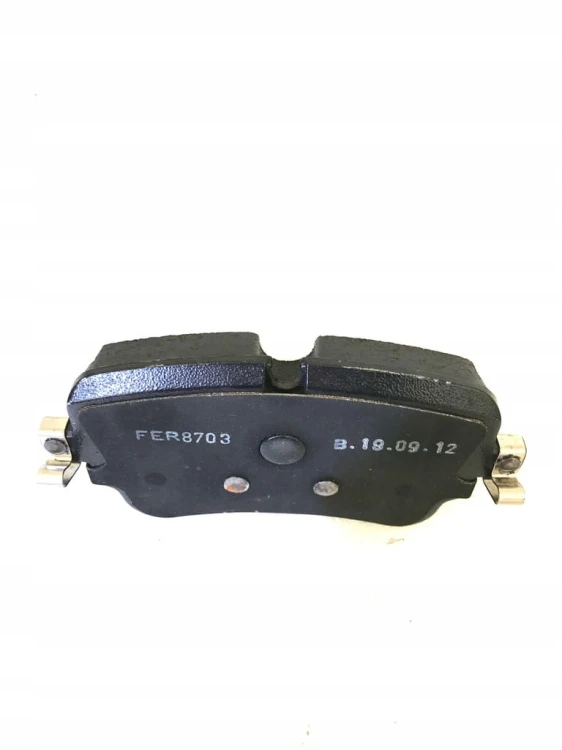 KLOCKI HAMULCOWE TYŁ VW TOUAREG CR7 4M0698451N