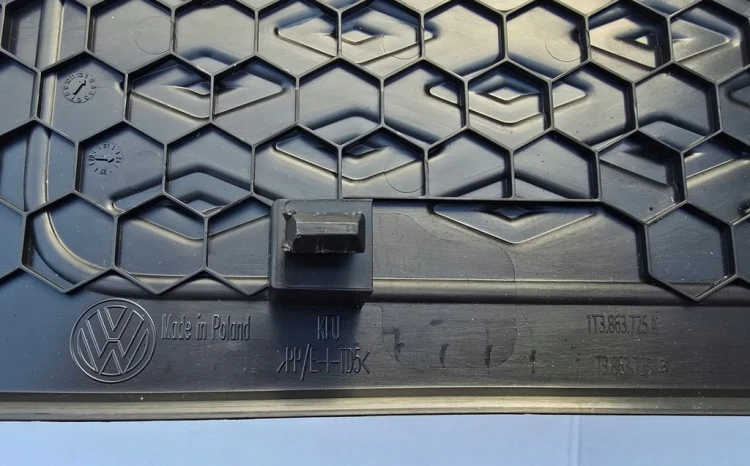 VW ID BUZZ CARGO VW ID BUZZ NAKŁADKA PROGU STOPIEŃ LEWY 1T3863725A