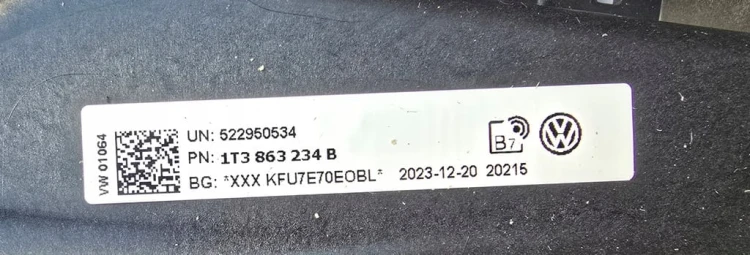VW ID BUZZ CARGO ŚLIZG MOCOWANIE PRAWE PODSTOPNIA ID BUZZ CARGO 1T3863234B