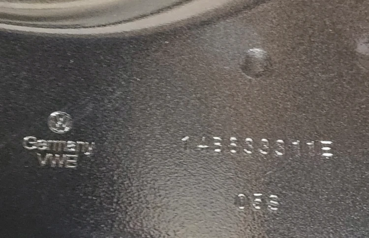 Drzwi lewe tył VW ID.7 LC9X 14B833311E czarny metalik