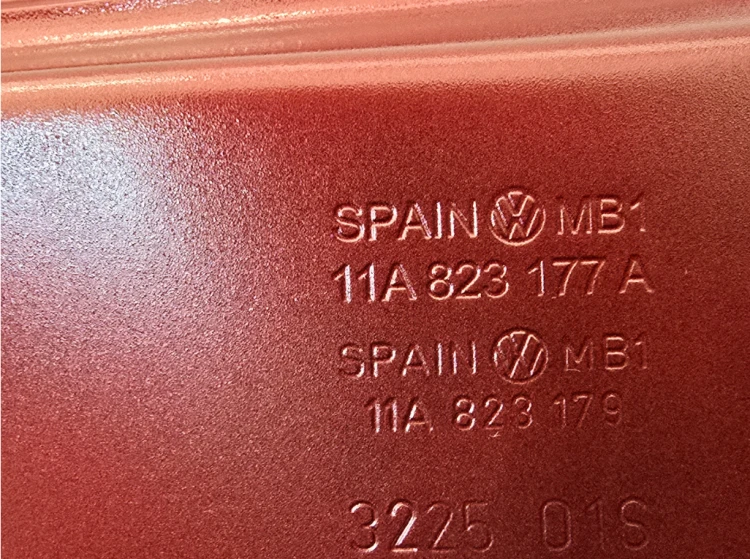 Maska przednia pokrywa silnika VW ID.4 LC3J Kings Red 11A823177A