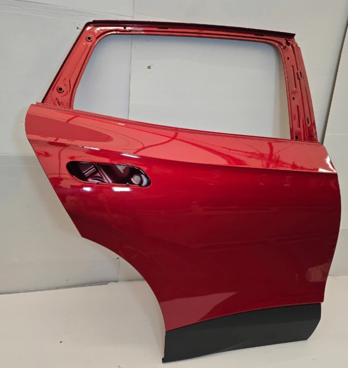 Drzwi samochodowe prawe tył VW ID.4 LC3J Kings Red Metalik 11A833312