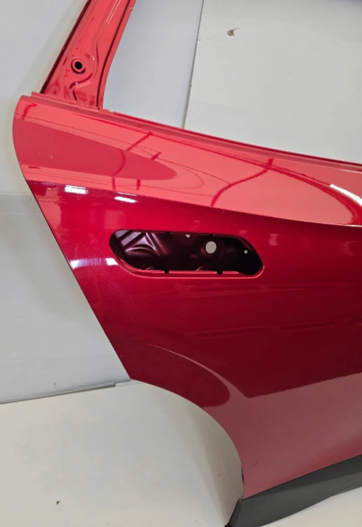 Drzwi samochodowe prawe tył VW ID.4 LC3J Kings Red Metalik 11A833312