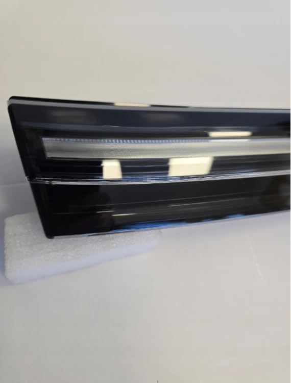 Listwa LED grill DRL prawa przód VW Tayron 57L941654B oryginał