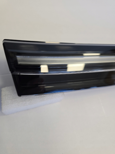 Listwa LED grill DRL prawa przód VW Tayron 57L941654B oryginał