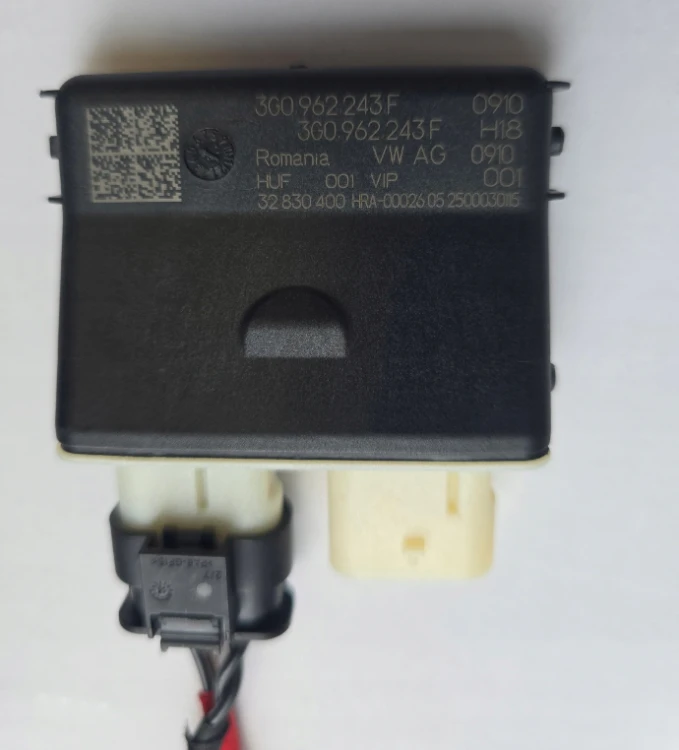 Moduł sterownik Easy Open VW ID.7 3G0962243F z anteną 14B962253B
