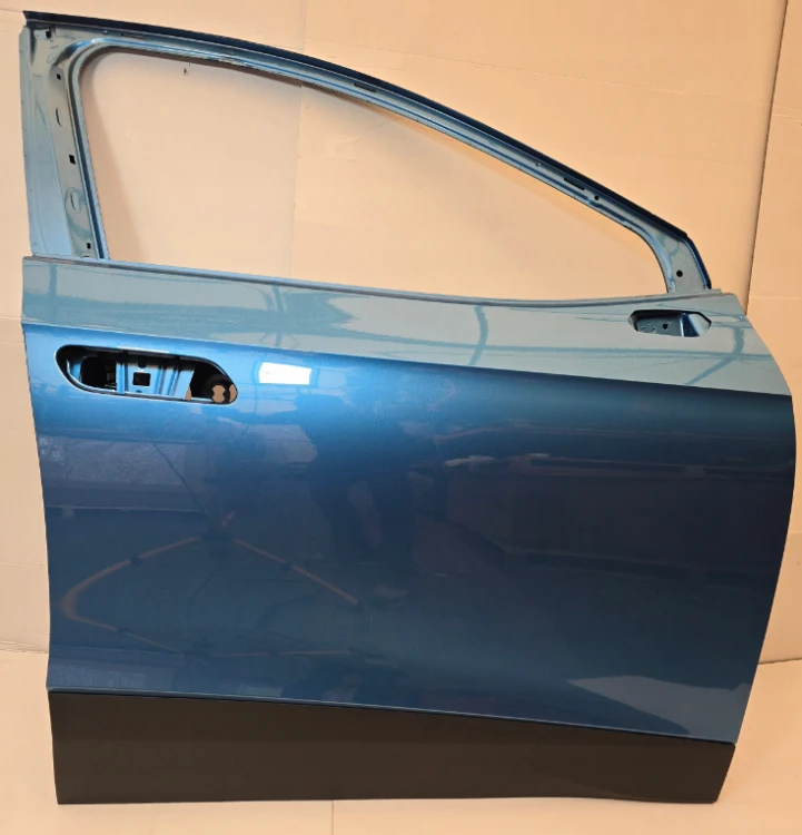 Drzwi prawe przednie VW ID.4 niebieski Costa Azul LW5M 11A831312 oryginał