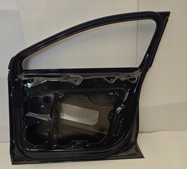 Drzwi prawe przednie VW ID.7 czarny perłowy Deep Black LC9X 14A831312 oryginał