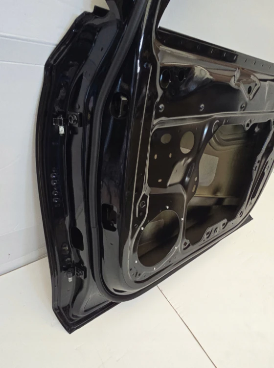 Drzwi prawe przednie VW ID.7 czarny perłowy Deep Black LC9X 14A831312 oryginał