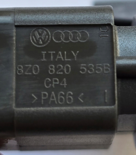Oryginalny czujnik temperatury VW Audi Skoda Seat 8Z0.820.535 B