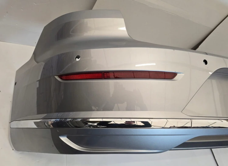 VW ARTEON 3G8807421 ZDERZAK 6PDC TYŁ TYLNY LB7S