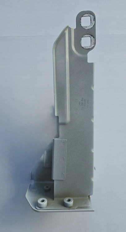 ID BUZZ CARGO WSPORNIK LAMPY REFLEKTORA LEWE PRZEDNIE BIAŁE LB9A 1N3803713