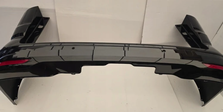 VW Multivan T7 7T0807421L LC9X 6 PDC ZDERZAK UCHWYTY NA RADARY