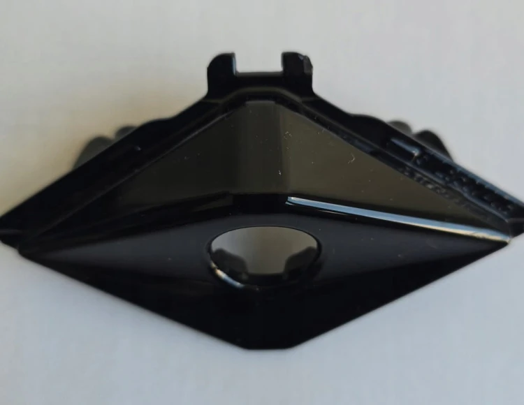 VW TAYRON R-LINE UCHWYT KAMERY OBUDOWA PRZÓD GRILL PIANO BLACK 57L853140B