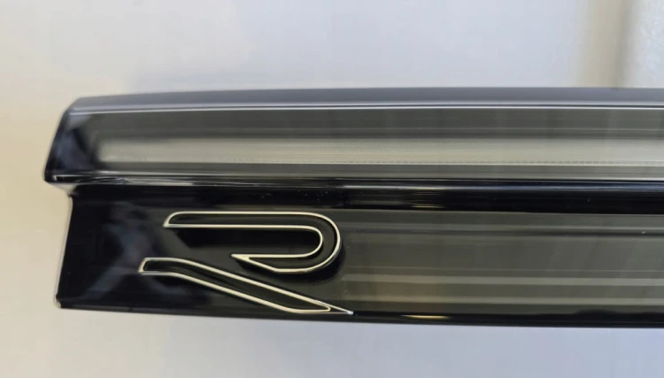 VW TAYRON R-LINE DRL LISTWA GRILL LED PRAWY PRZÓD 57L941654B