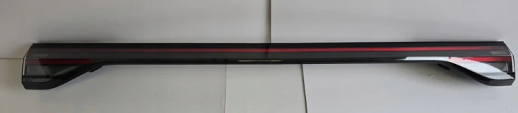 VW ID. BUZZ GTX LAMPA LISTWA BLENDA TYŁ W KLAPĘ BAGAŻNIKA 1T3945307E