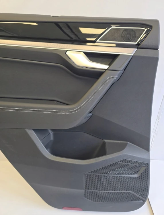 VW TOUAREG III R-LINE TAPICERKA BOCZEK DRZWI LEWY TYŁ 760867211J SKÓRA