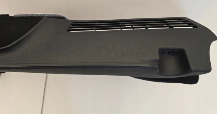 TAPICERKA BOCZEK BAGAŻNIKA LEWY TYŁ VW GOLF VI KOMBI 1K9867427