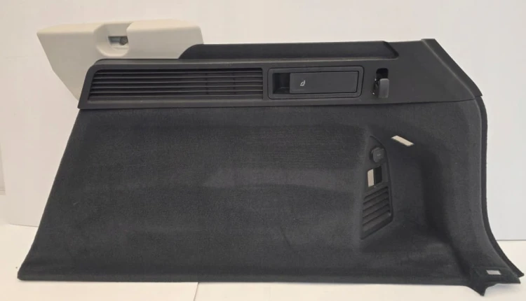 VW TOUAREG III PRAWY BOCZEK TAPICERKA BAGAŻNIKA 760867038C SZARY PLASTIC