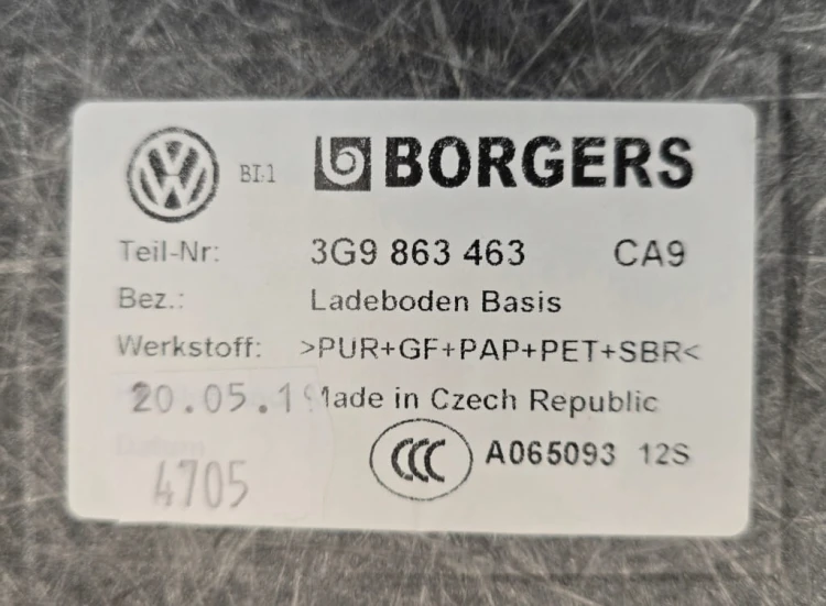 VW PASSAT B8 KOMBI PODŁOGA BGAŻNIKA 3G9863463