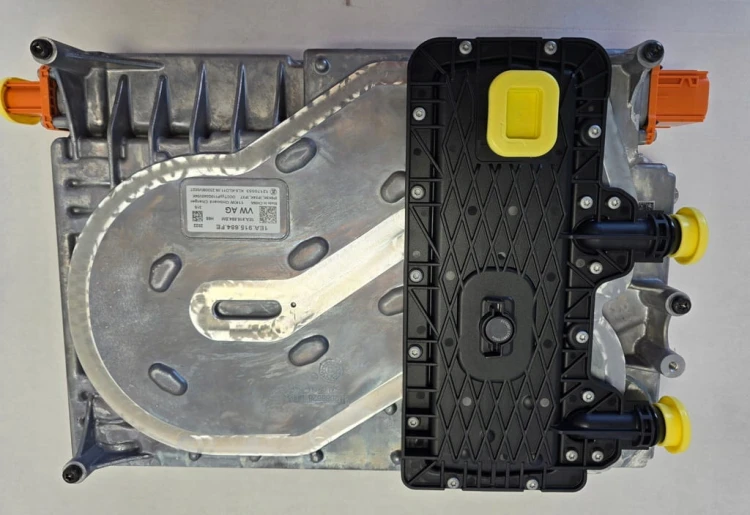 ID4.5 ID.4 ID4 ID5 ŁADOWARKA AKUMULATORA 11KW 1EA915684FE