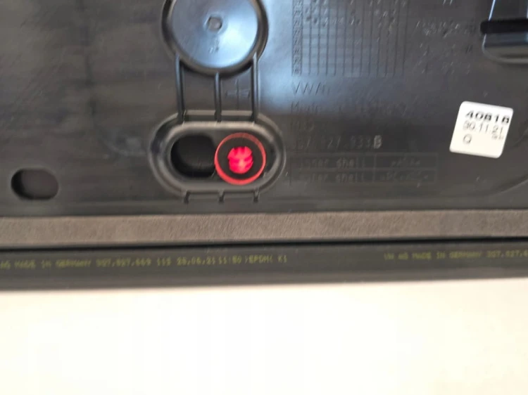 SPOJLER LOTKA TYŁ TYLNA KLAPY BAGAŻNIKA VW ARTEON 3H 3G7827933B LC9X