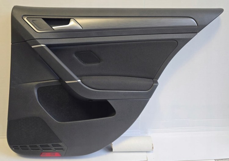 TAPICERKA BOCZEK DRZWI PRAWY TYŁ COMFORTLINE VW GOLF VII 7 5G6867212FT