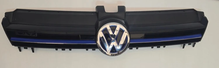 GRILL ATRAPA CHŁODNICY GNIAZDO ŁADOWANIA VW GOLF 7 VII GTE LIFT 5GE853653D