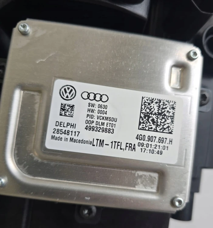 VW TOURAN LAMPA PRAWA PRZÓD FULL LED 5TC941036C UK ANGLIK