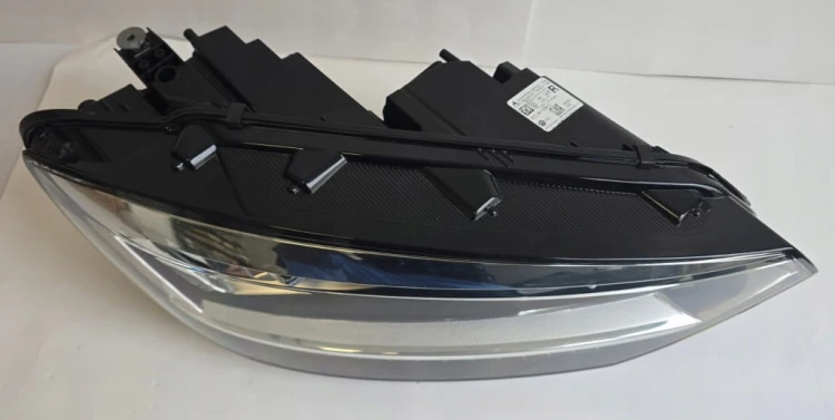 VW TOURAN LAMPA PRAWA PRZÓD FULL LED 5TC941036C UK ANGLIK