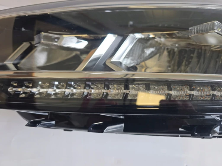 VW TOURAN LAMPA LEWA PRZÓD FULL LED 5TC941035C UK ANGLIK