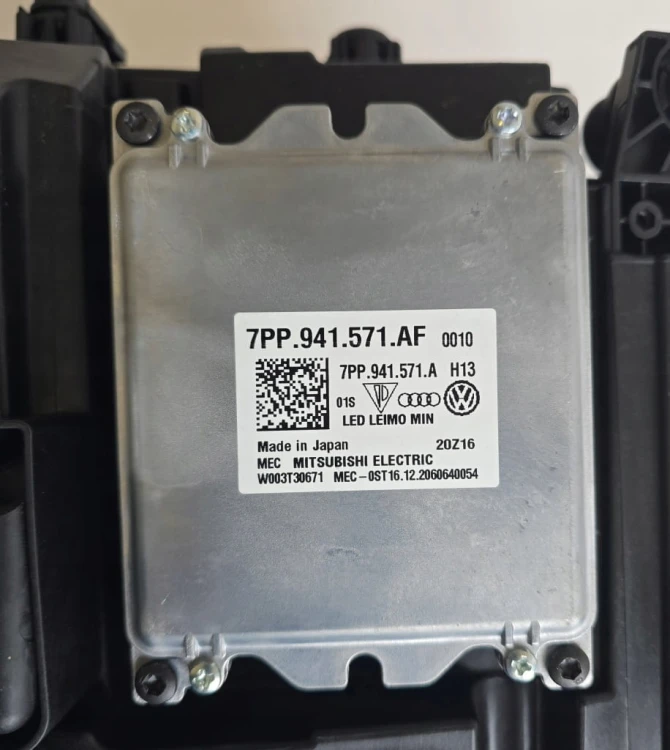 VW TOURAN LAMPA LEWA PRZÓD FULL LED 5TC941035C UK ANGLIK