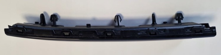 ID.4 LISTWA GRILL PRAWY PRZÓD 11A853720