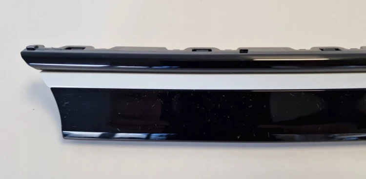 ID.4 LISTWA GRILL LEWY PRZÓD 11A853719