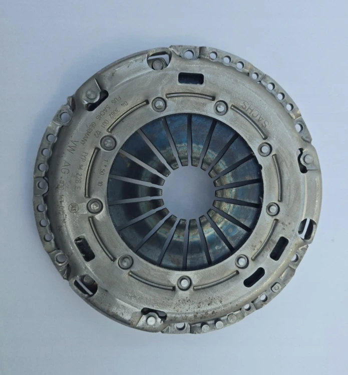 Volkswagen OE DOCISK SPRZĘGŁA 03C141025M SACHS