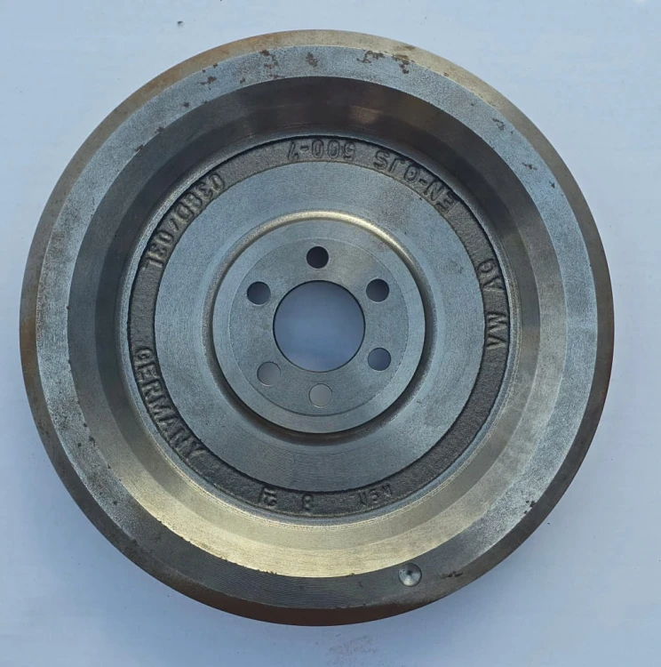 Volkswagen OEM ORYGINAŁ KOŁO ZAMACHOWE 038D 03L