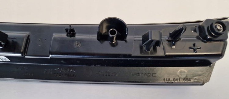 ID.4 ID4 DRL LISTWA GRILL LED PRAWY PRZÓD 11A941654A