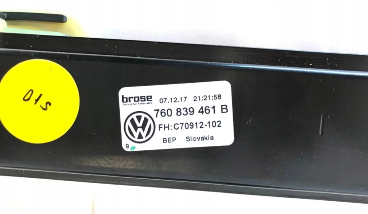 PODNOŚNIK SZYBY LEWY TYŁ VW TOUAREG III 760839461B