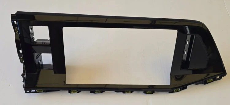 DEKOR KONSOLI RADIA NAWIGACJI EKRANU VW T7 MULTIVAN TRANSPORTER 7T1857747D