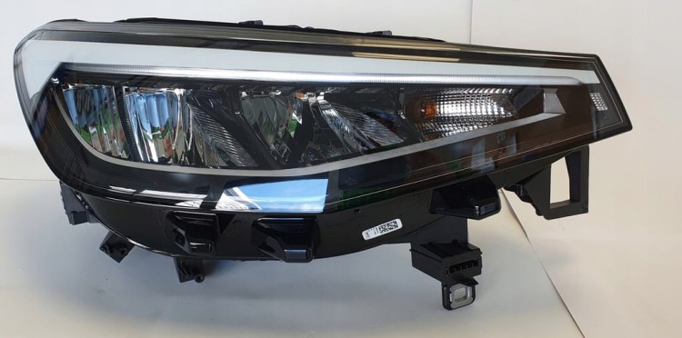 ID.4 LAMPA PRZÓD PRAWA LED 11B941006A
