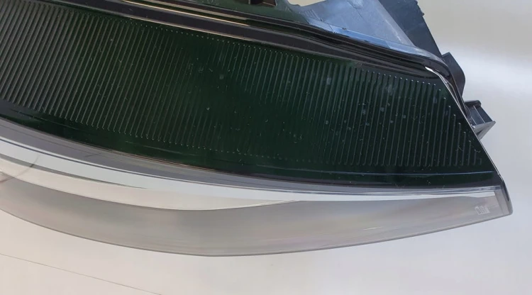 ID.4 LAMPA PRZÓD PRAWA LED 11B941006A