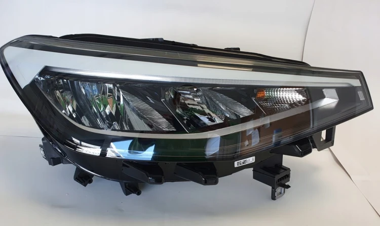 ID.4 LAMPA PRZÓD PRAWA LED 11B941006A