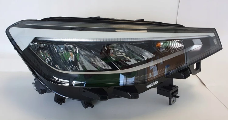 ID.4 LAMPA PRZÓD PRAWA LED 11B941006A