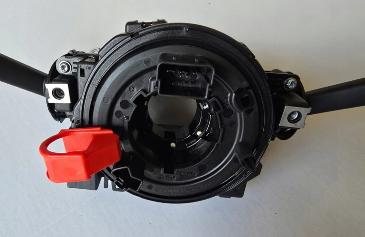 PRZEŁĄCZNIK ŚWIATEŁ WYCIERACZEK TAŚMA VOLKSWAGEN 5Q1953502BA