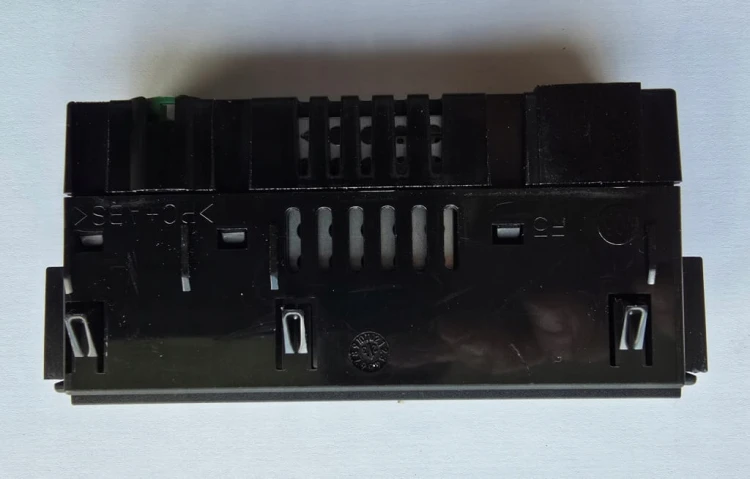 VW AUDI SKODA SEAT PANEL SCHOWKA TUNELU USB-C 5NA035736