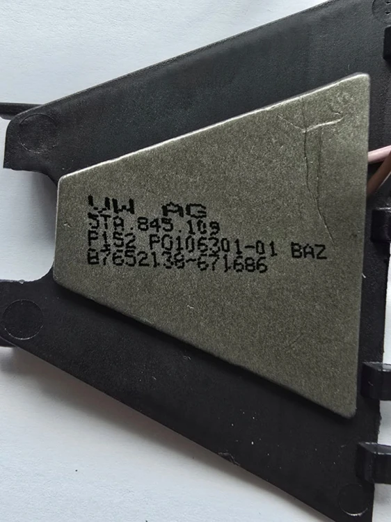 AUDI VW SEAT SKODA PRZESŁONA 5TA845109 OSŁONA GRZAŁKA SENSORA DESZCZU
